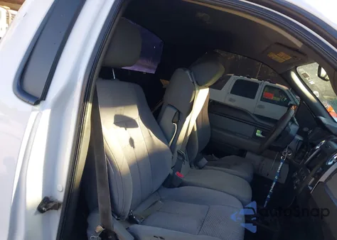 2014 Ford F-150 Xl z USA, uszkodzony, nr VIN 1FTNF1CF8EKD64012